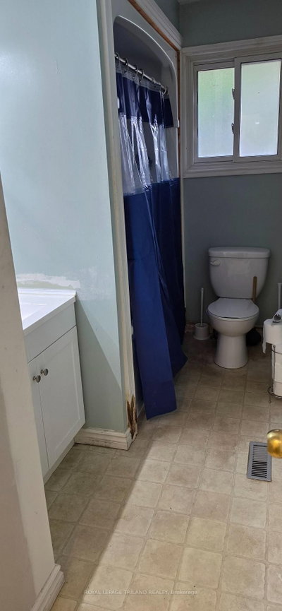 783 Dundalk Drive • London South, ON photo 6
