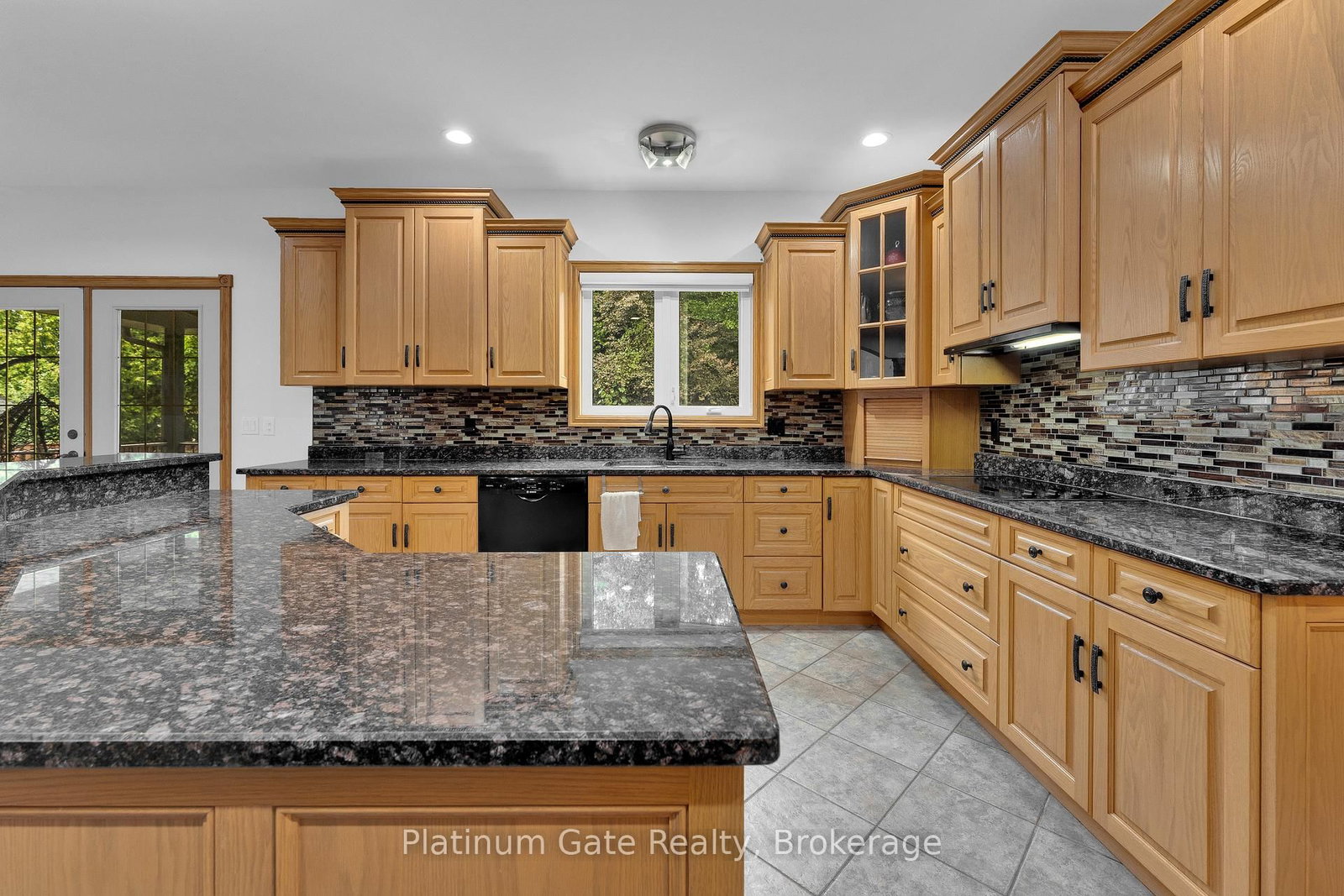 150 Seymour Crescent • Lakeshore, ON photo 24