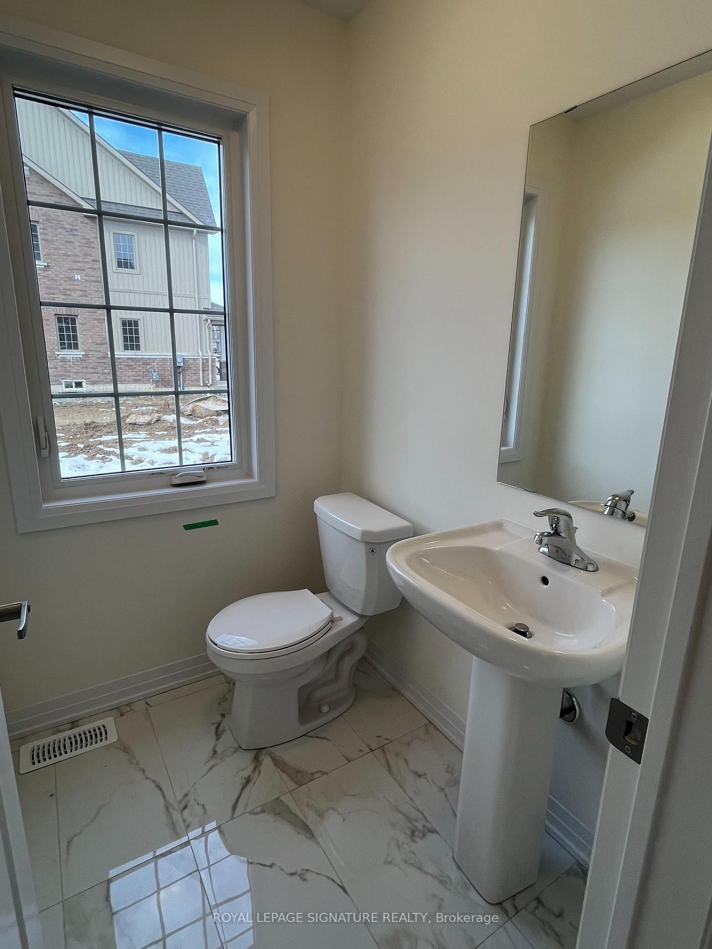 446 Adelaide Street • Wellington North, ON photo 28