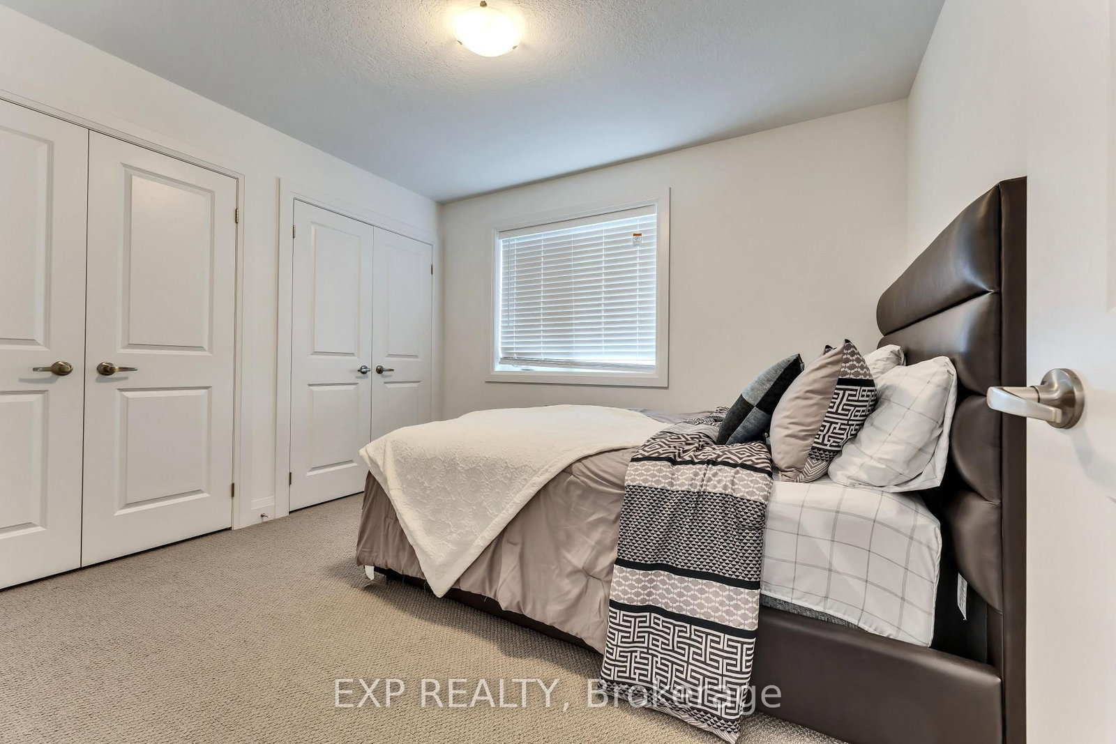 156 SCHOONERS Lane • Blue Mountains, ON photo 17