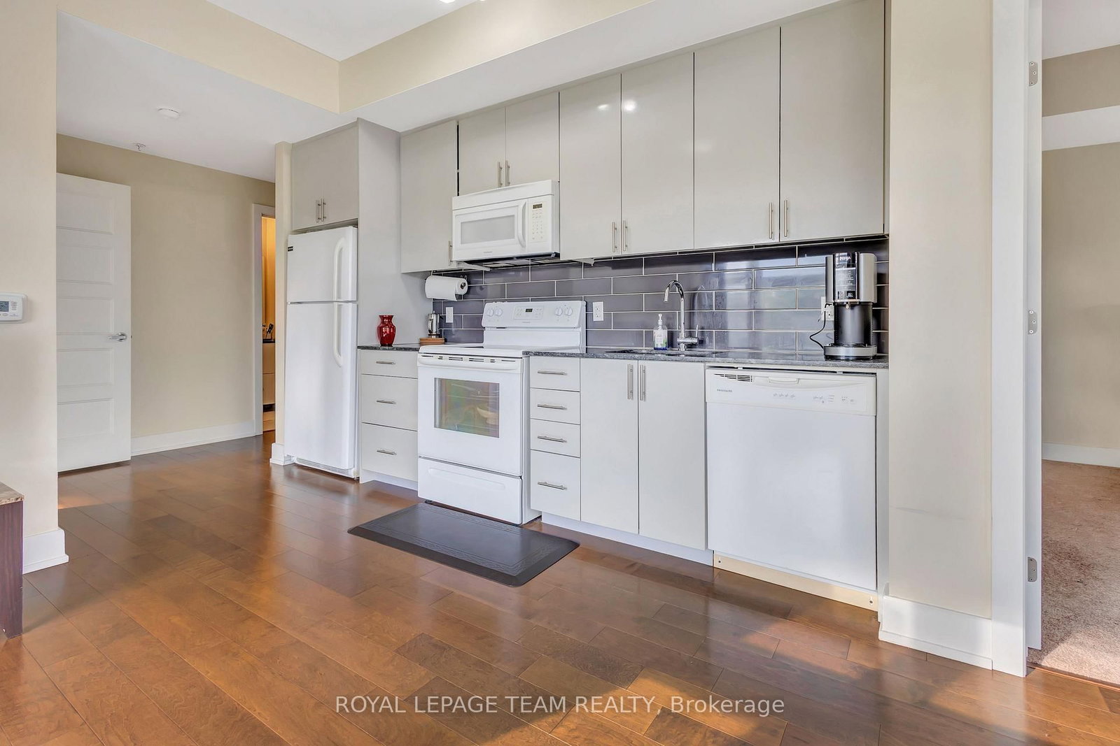 2785 Baseline Road • #215 • Ottawa, ON photo 9