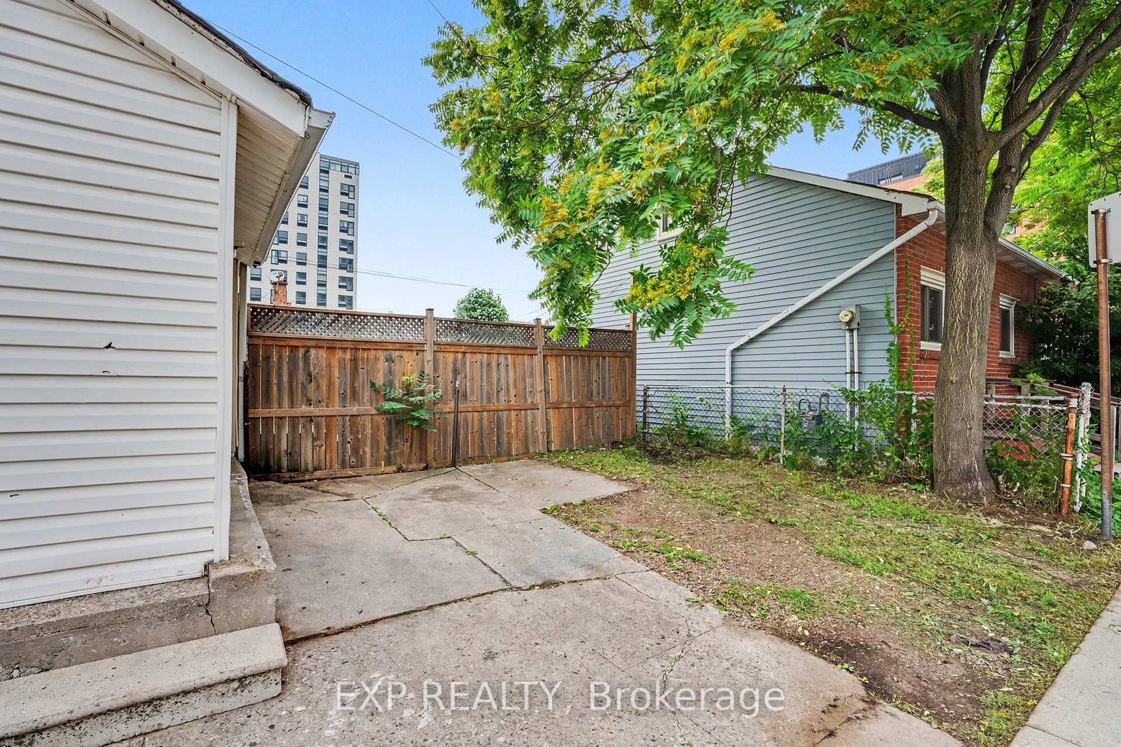 52 Cathcart Street • Hamilton, ON photo 30
