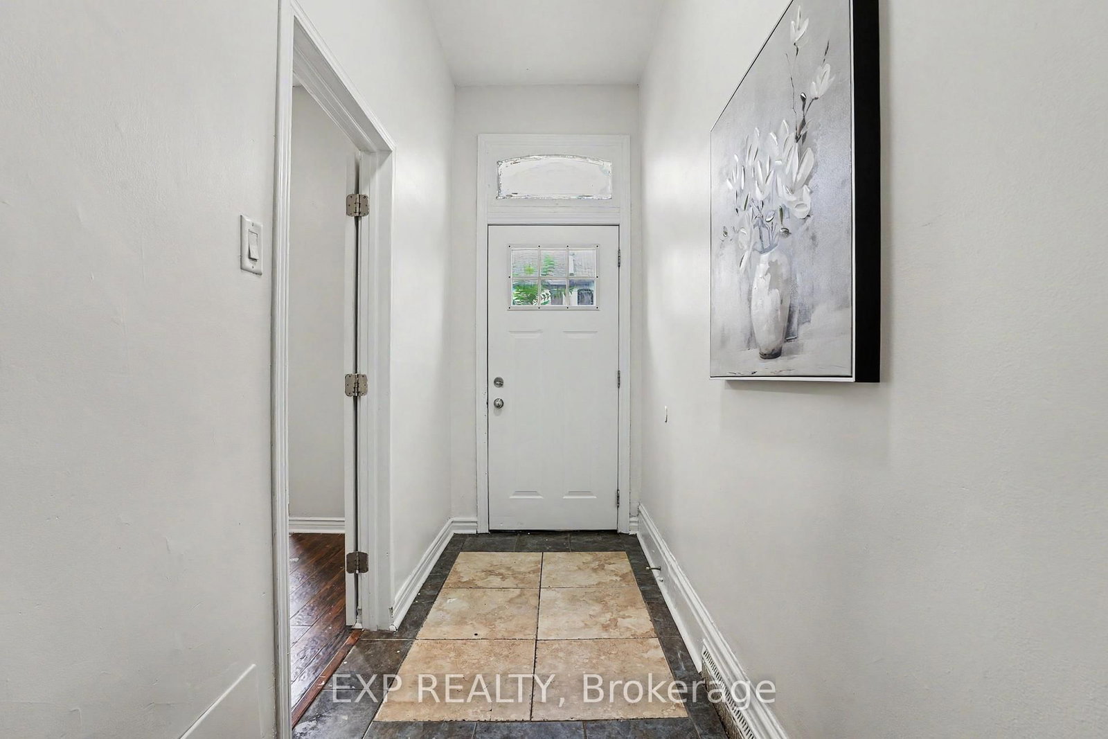 52 Cathcart Street • Hamilton, ON photo 4
