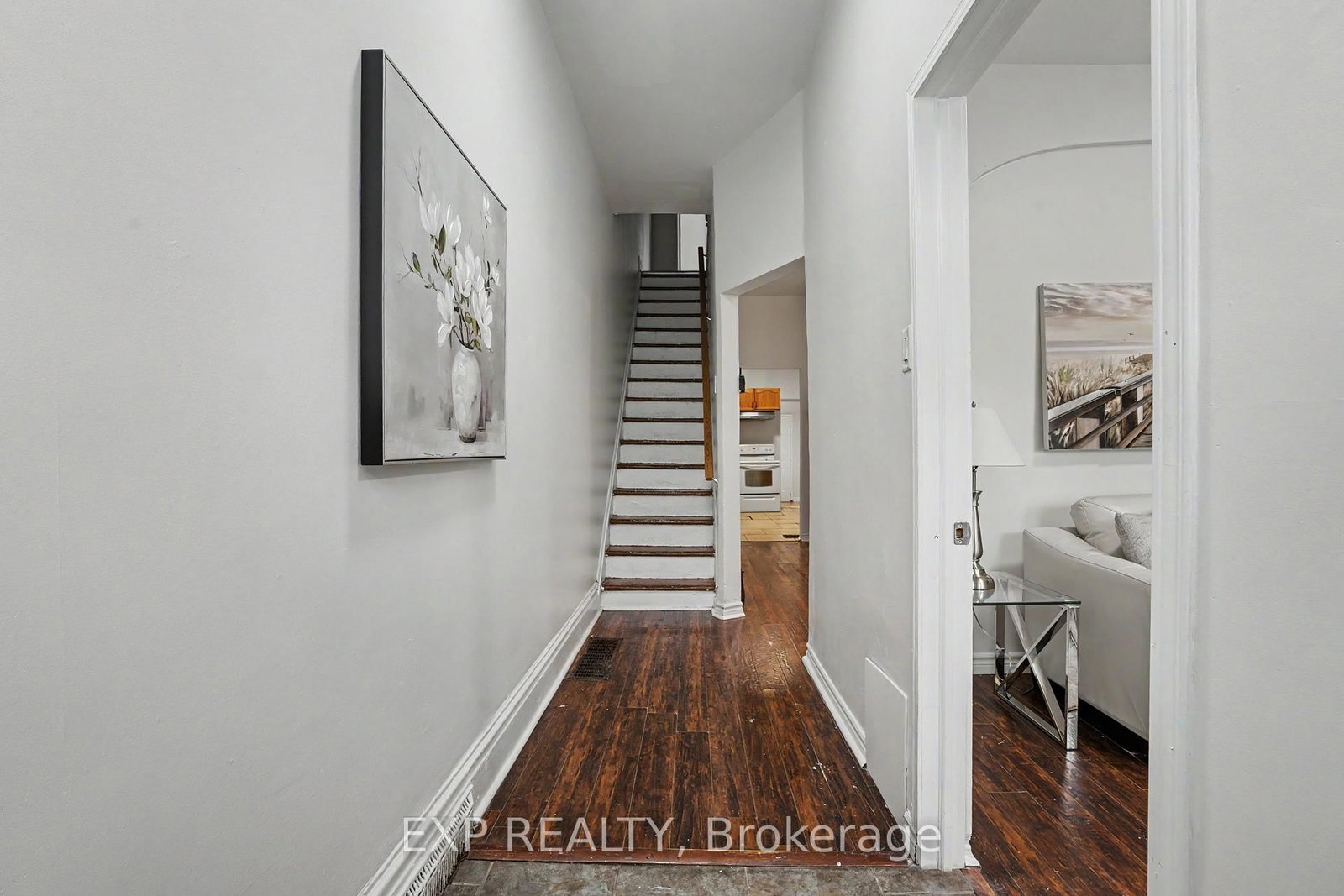 52 Cathcart Street • Hamilton, ON photo 5