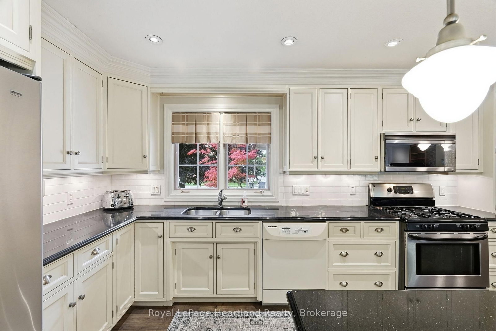 595 Inkerman Street W • North Perth, ON photo 16