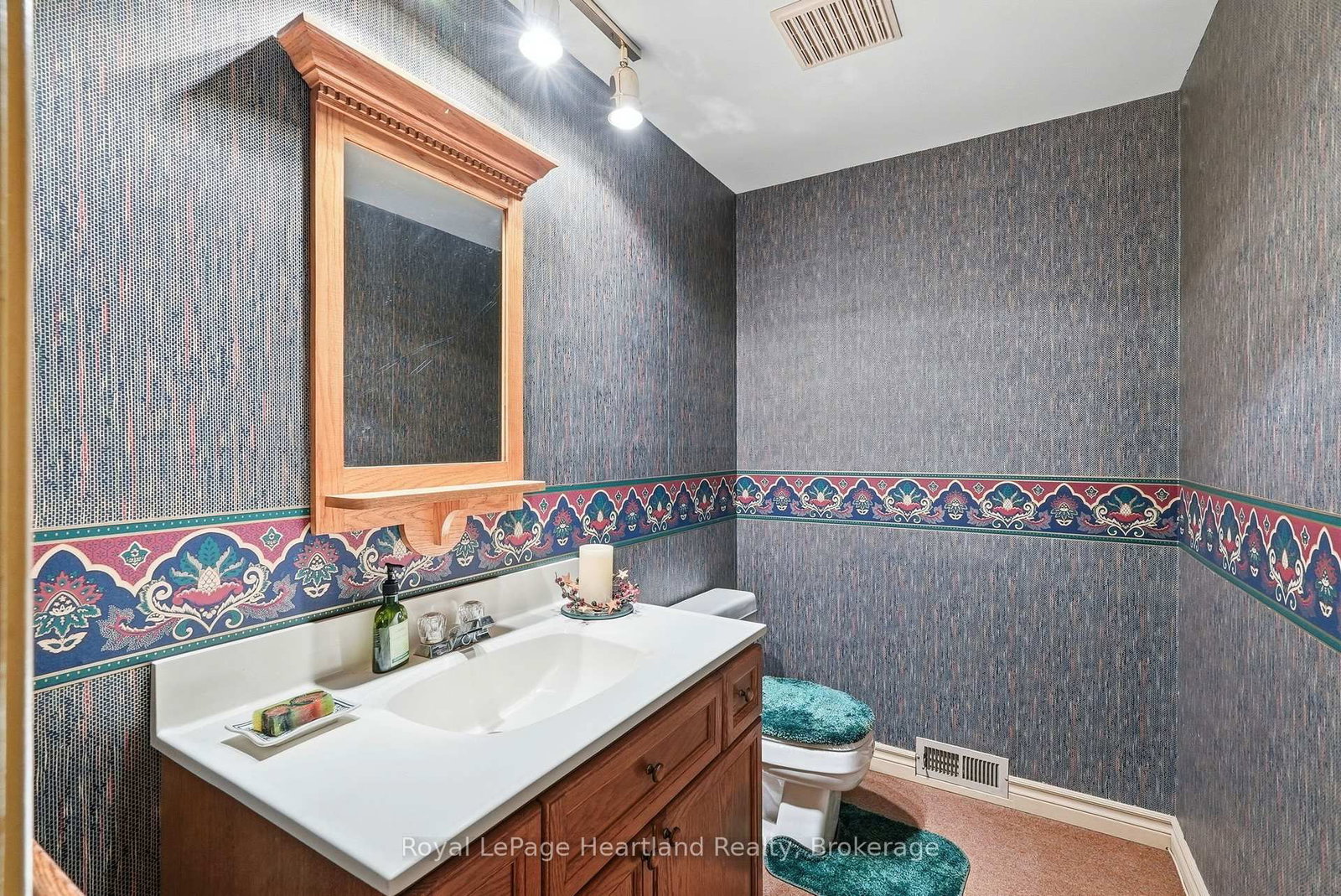 595 Inkerman Street W • North Perth, ON photo 32