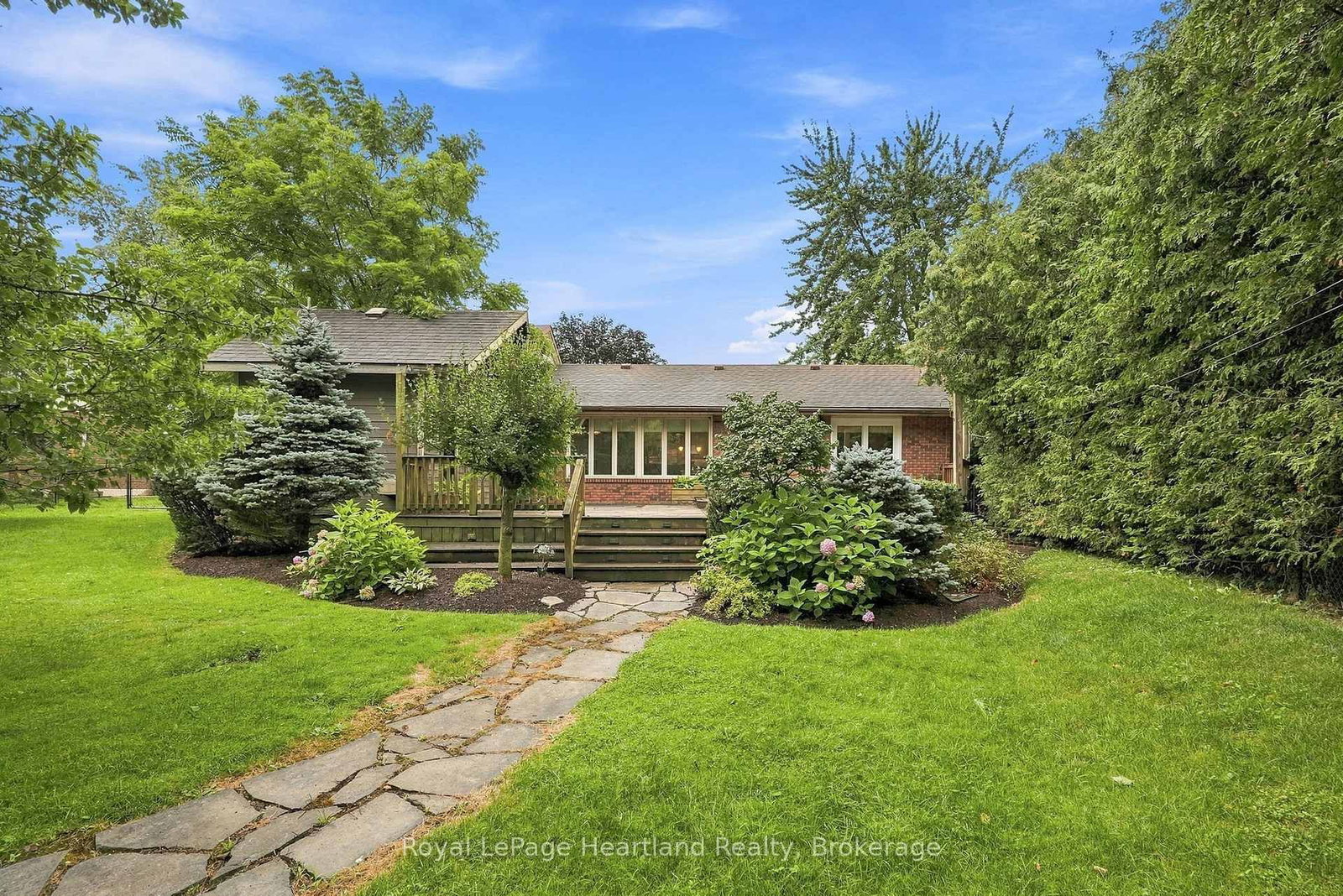 595 Inkerman Street W • North Perth, ON photo 38