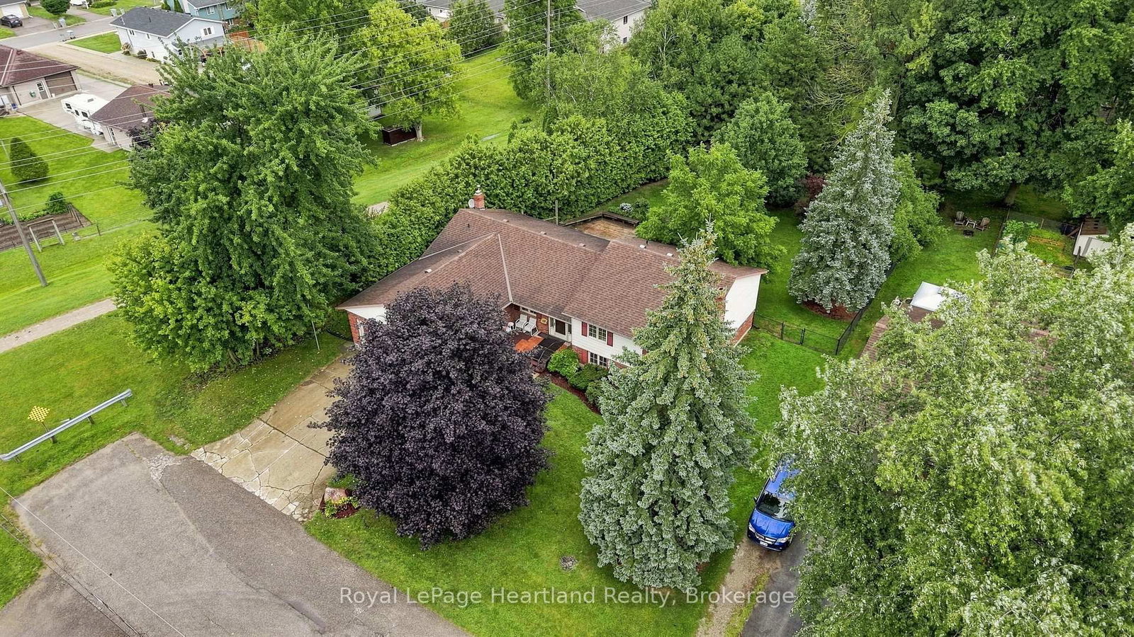 595 Inkerman Street W • North Perth, ON photo 44