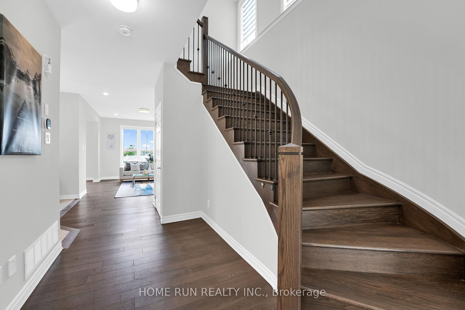 534 Arosa Way • Ottawa, ON photo 13