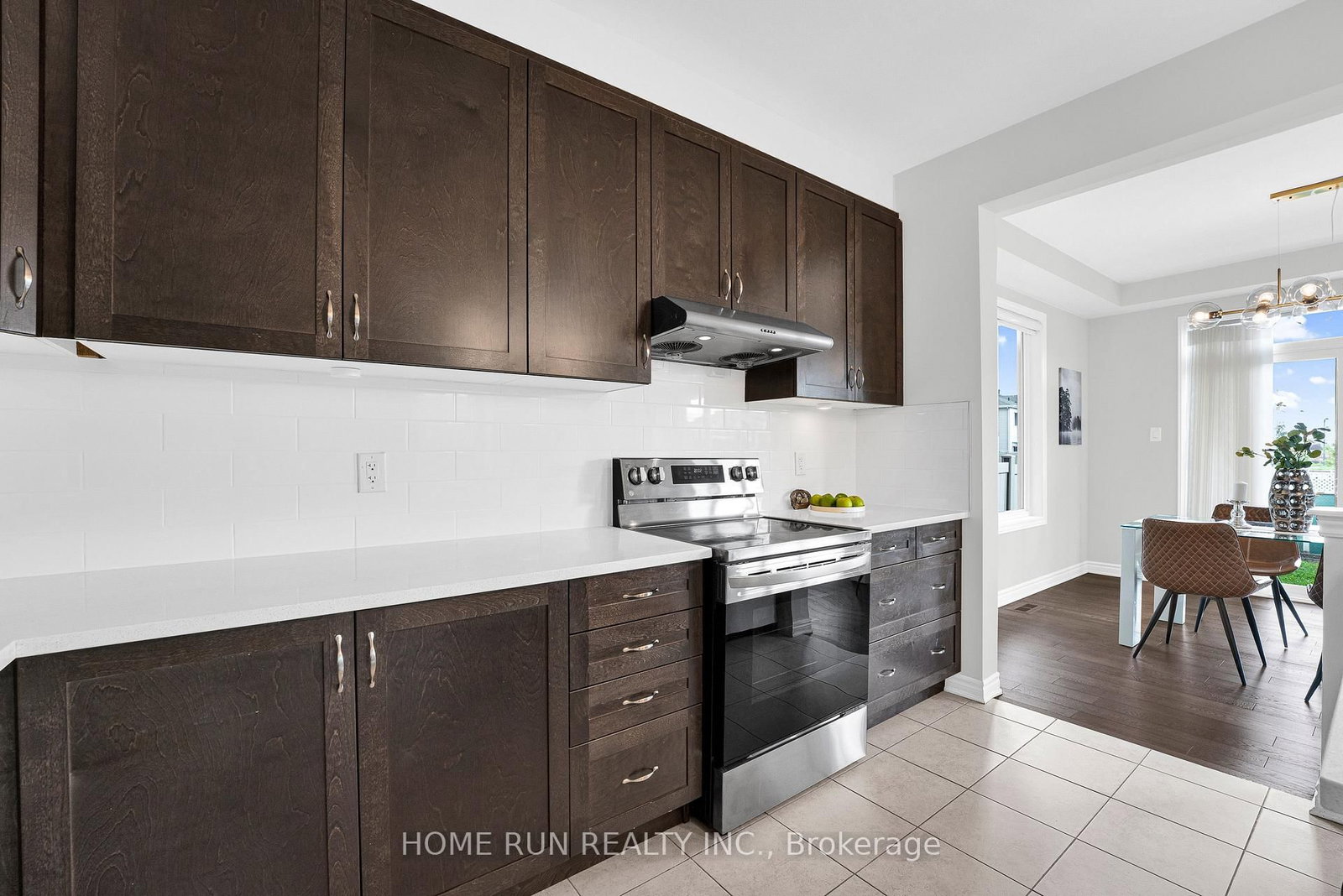 534 Arosa Way • Ottawa, ON photo 17