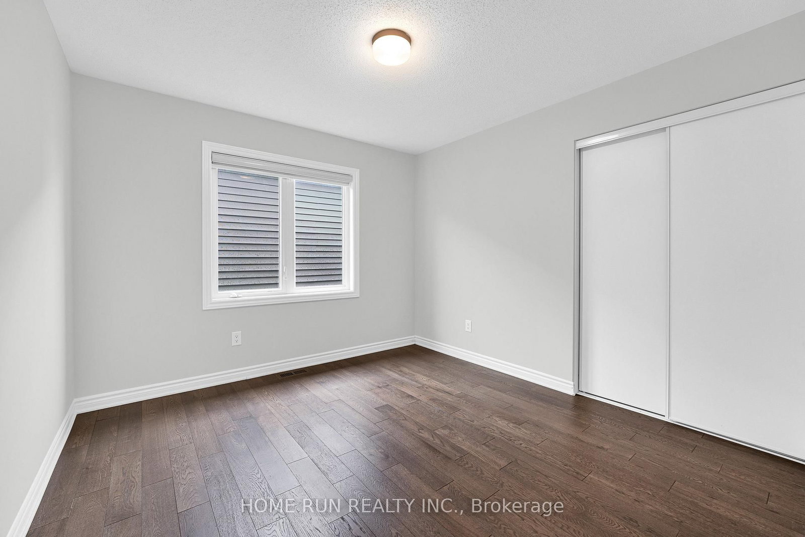 534 Arosa Way • Ottawa, ON photo 34