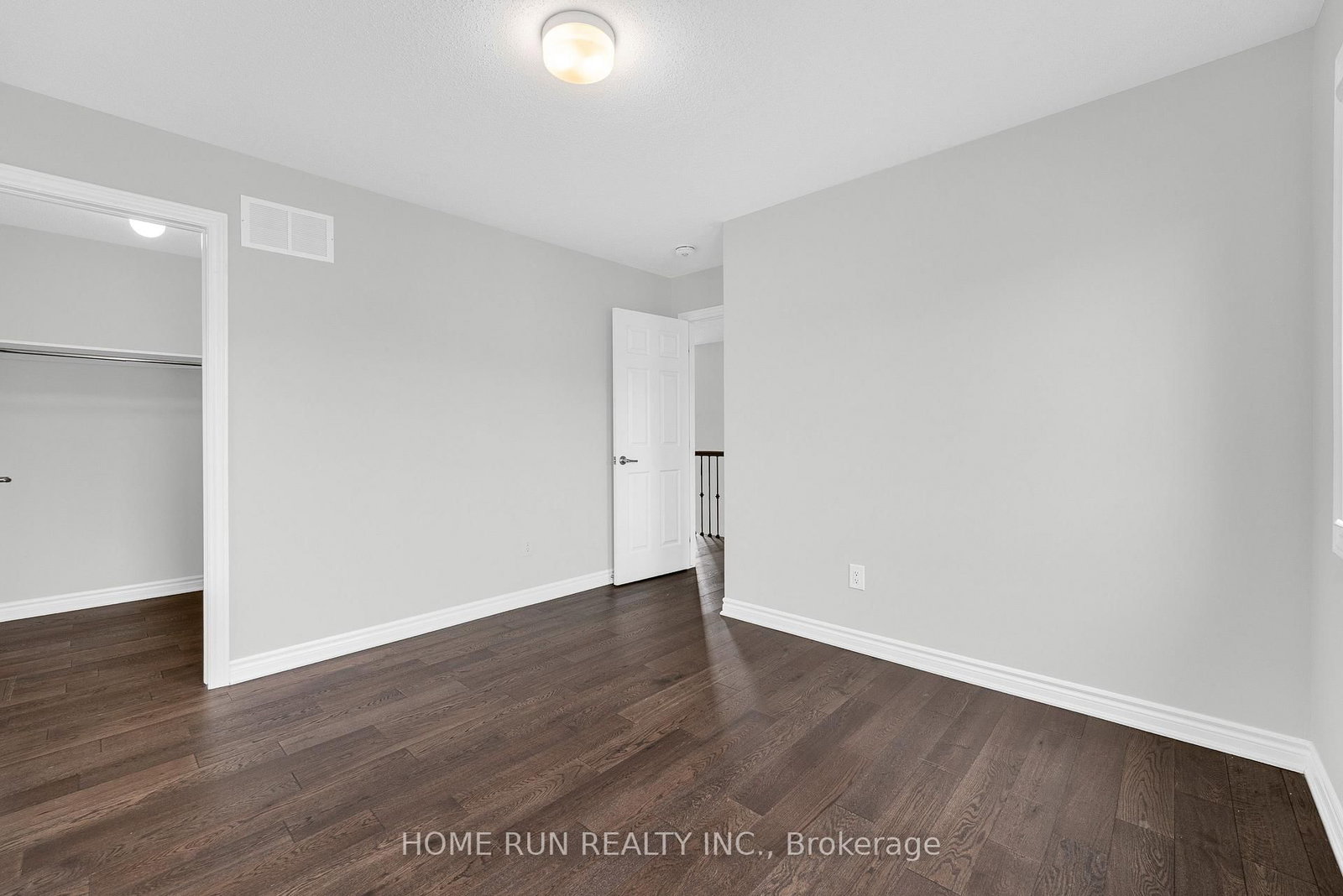 534 Arosa Way • Ottawa, ON photo 37