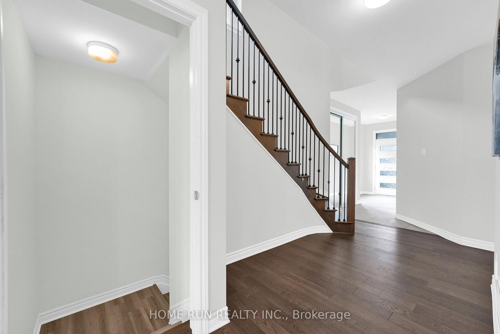 534 Arosa Way • Ottawa, ON photo 42