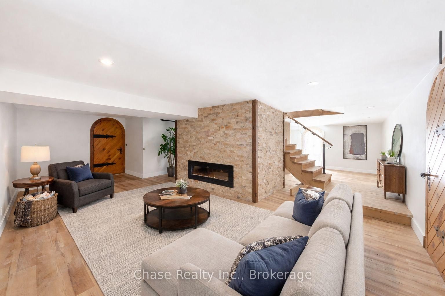 878 DEER LAKE RD Road • Huntsville, ON photo 21