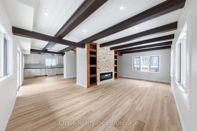 878 DEER LAKE RD Road • Huntsville, ON photo 8