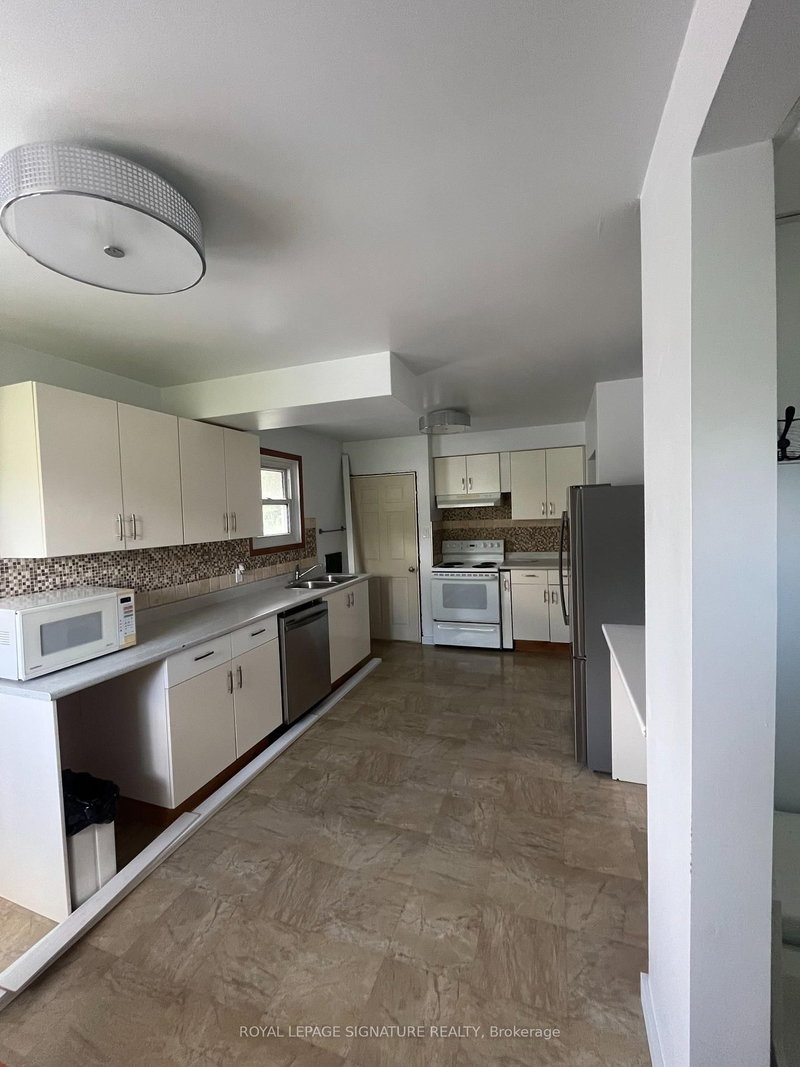 Main - 154 Weber Street N