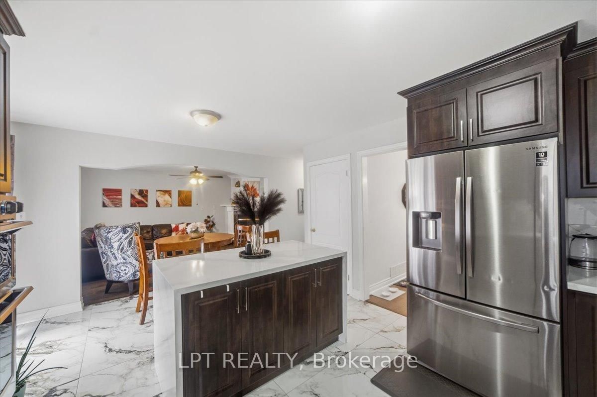 48 Nashville Circle • Hamilton, ON photo 9