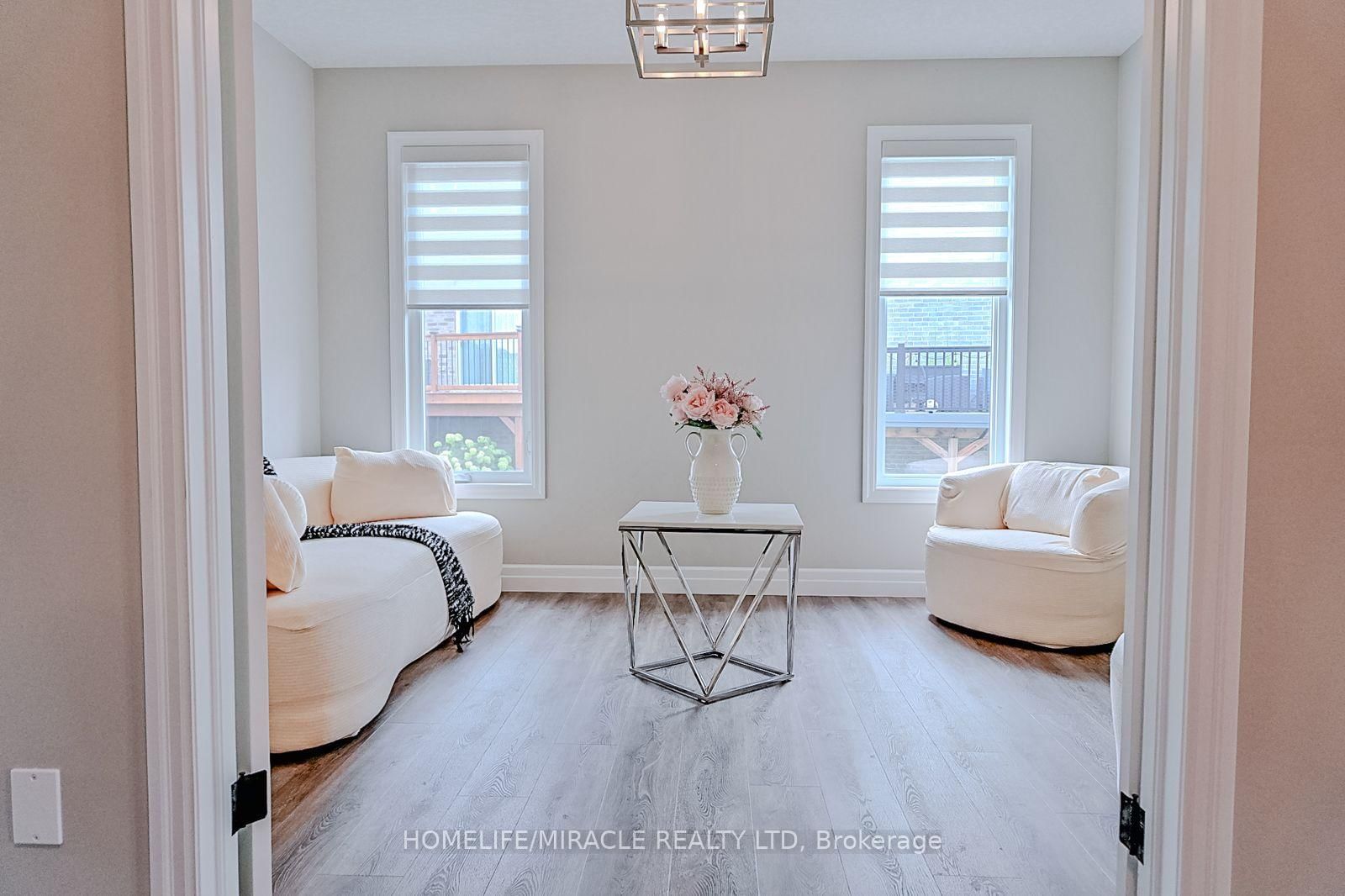 249 Ladyslipper Drive • Waterloo, ON photo 3