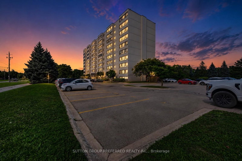 311 - 1600 Adelaide Street N
