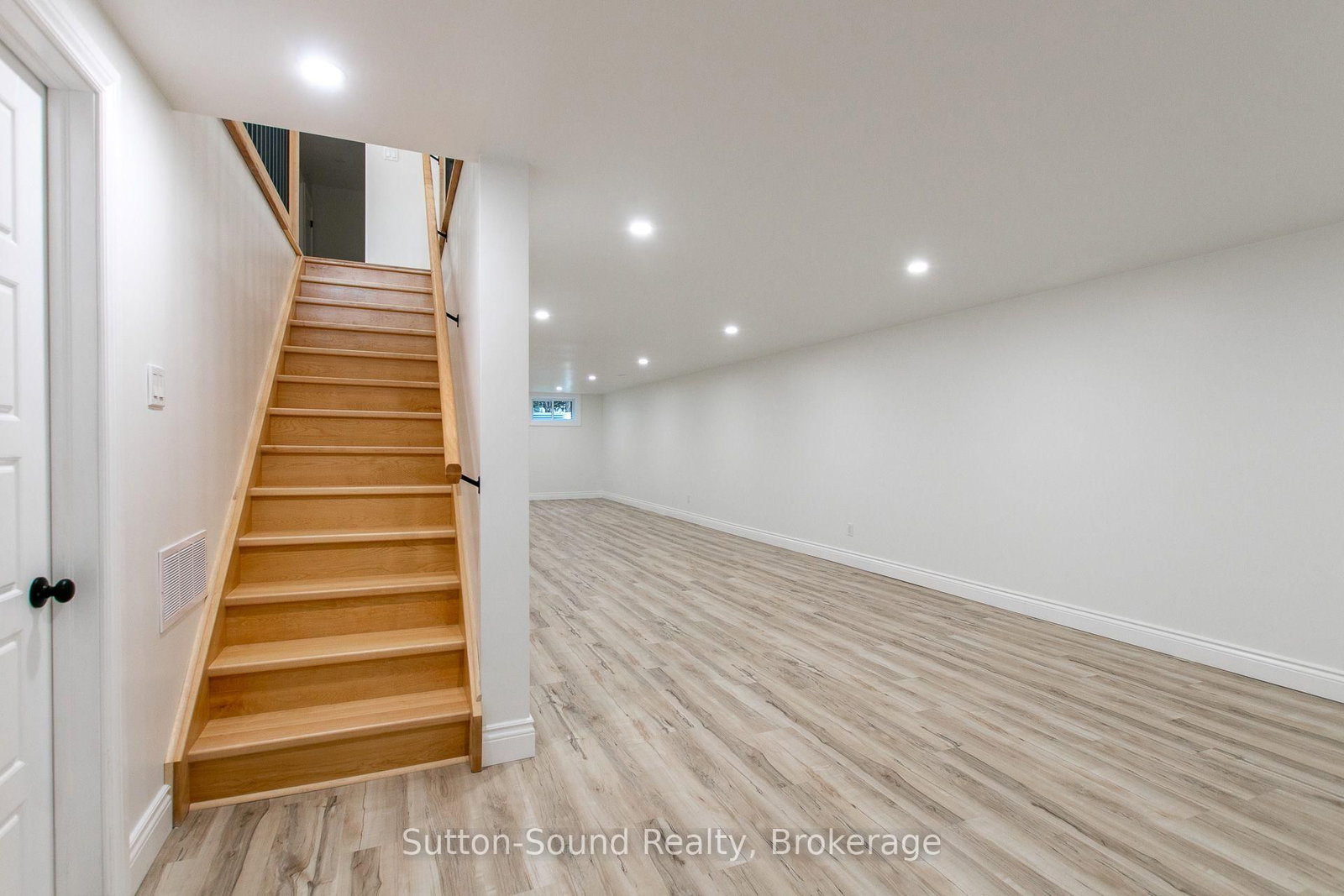 318743 Grey Road 1 • Georgian Bluffs, ON photo 17