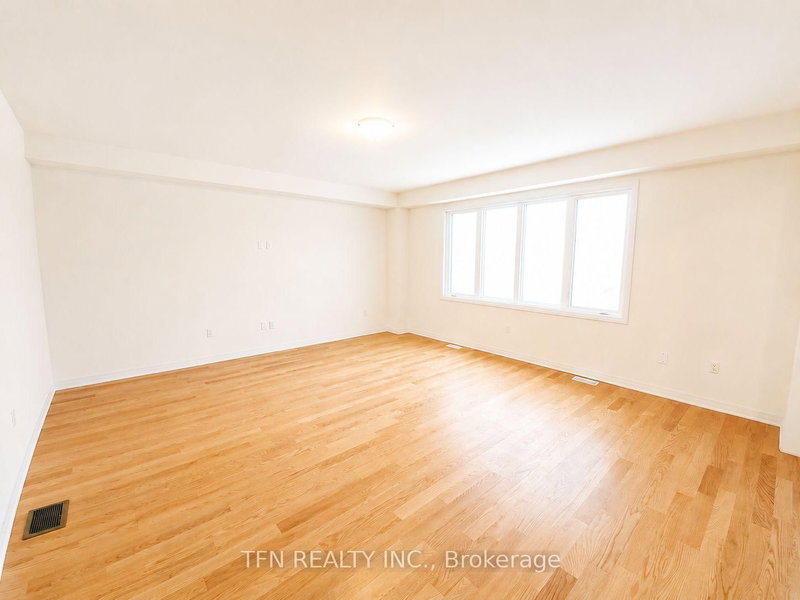 8 Wilmot Road