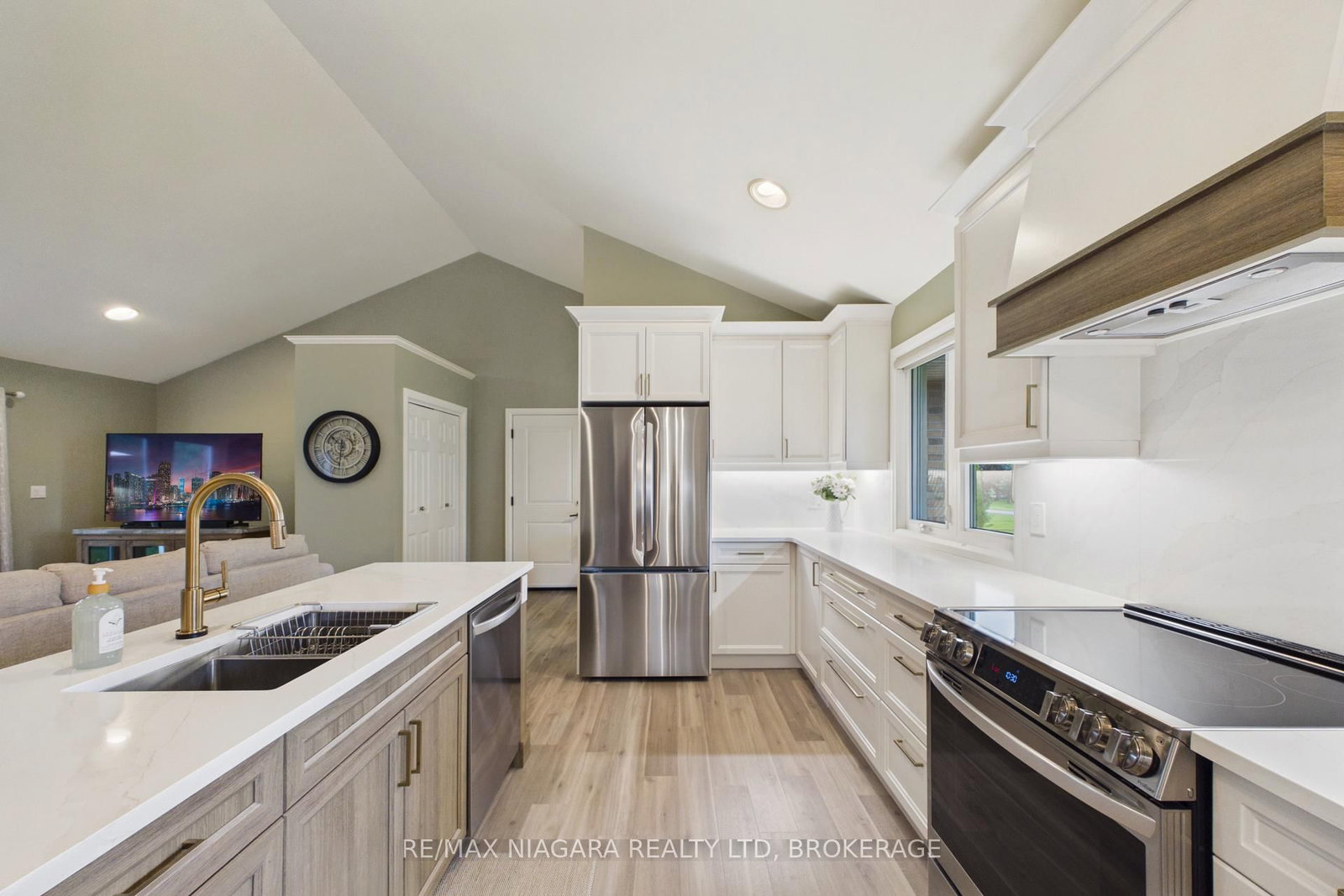 115 Pinewood Boulevard • Kawartha Lakes, ON photo 15