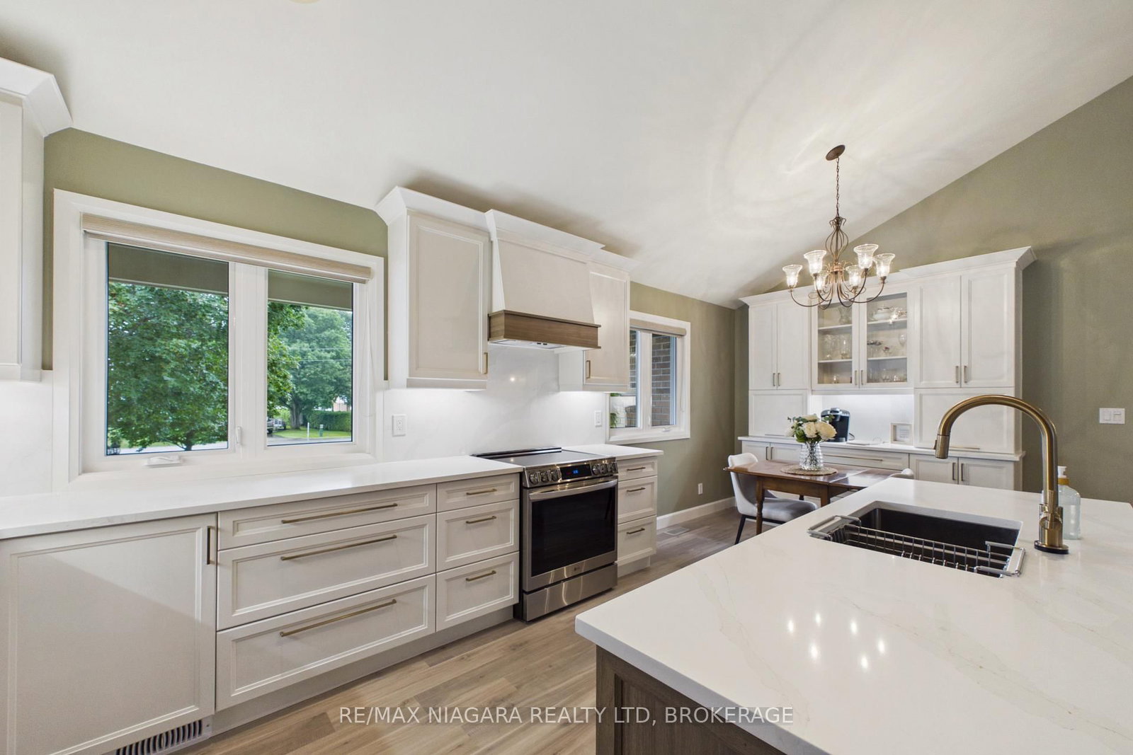 115 Pinewood Boulevard • Kawartha Lakes, ON photo 16