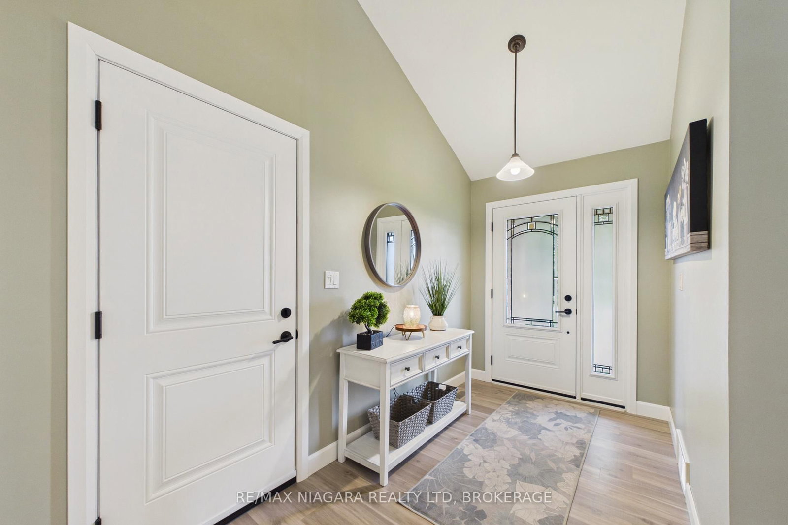 115 Pinewood Boulevard • Kawartha Lakes, ON photo 5