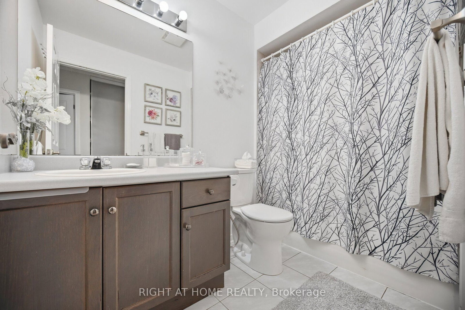 104 Frances Avenue • #14 • Hamilton, ON photo 30
