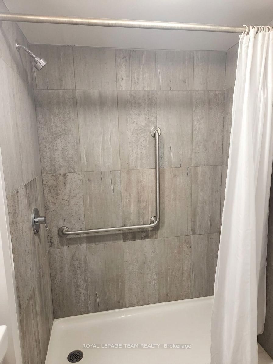 1118-105 Champagne Ave, Ottawa, view 14