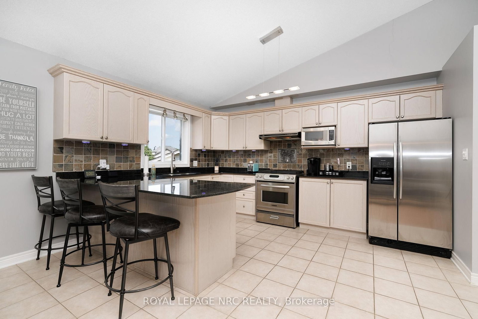 8093 Beaverton Boulevard • Niagara Falls, ON photo 10