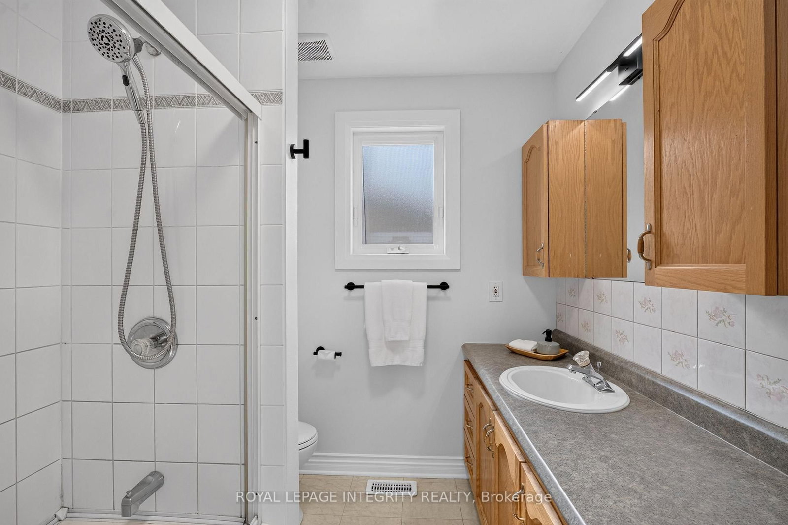 1692 Toulouse Crescent • Ottawa, ON photo 17