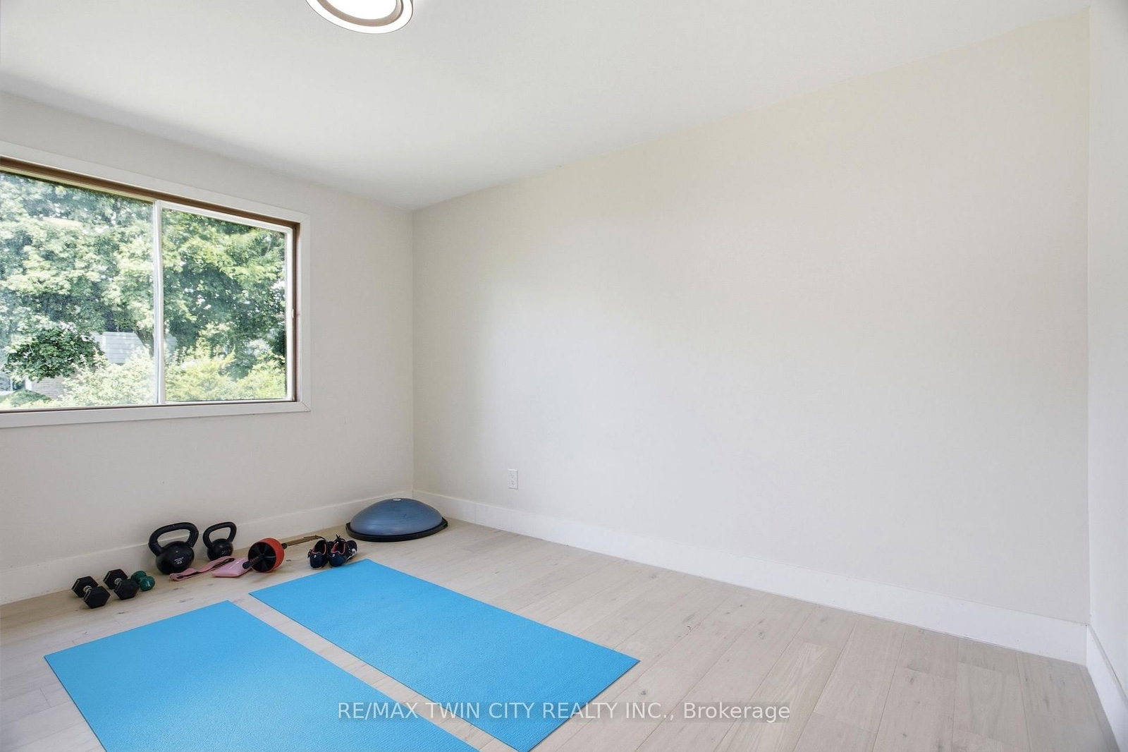 416 Clairbrook Crescent • Waterloo, ON photo 40