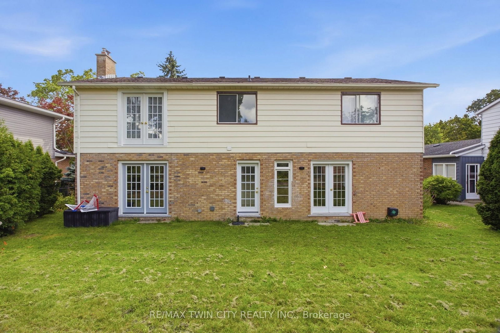 416 Clairbrook Crescent • Waterloo, ON photo 46