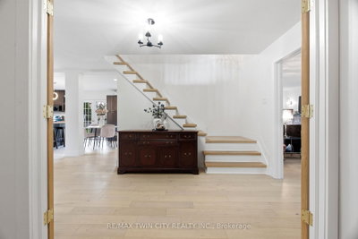 416 Clairbrook Crescent • Waterloo, ON photo 7