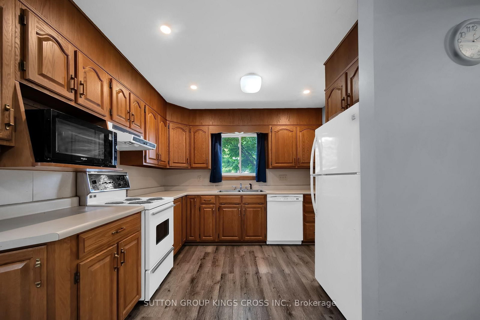 34 Hillcrest Avenue • Chatham-Kent, ON photo 14