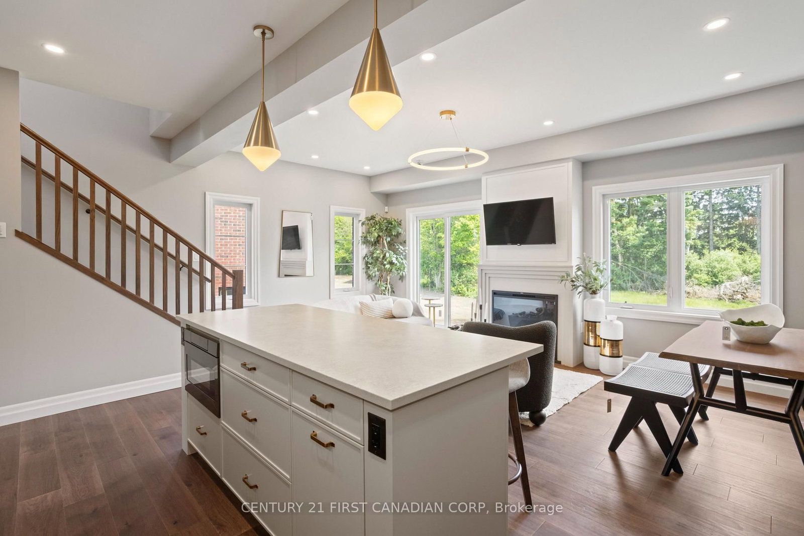 6973 Heathwoods Avenue • London South, ON photo 16