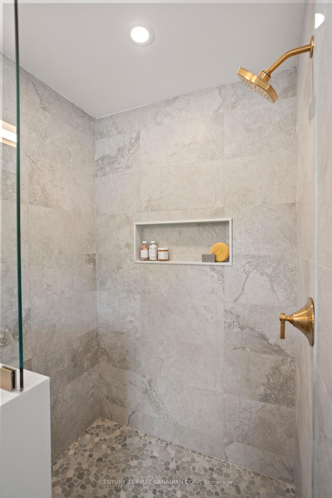 6973 Heathwoods Avenue • London South, ON photo 34