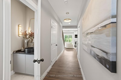 6973 Heathwoods Avenue • London South, ON photo 8