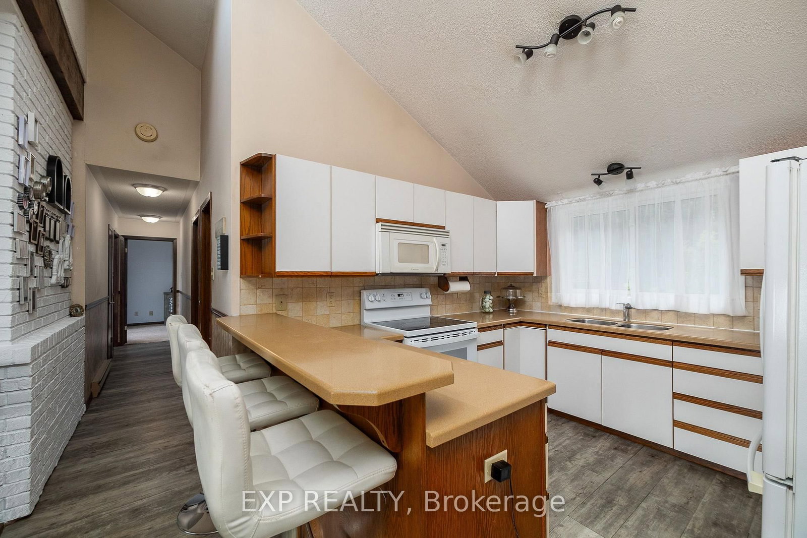 121 Ivy Drive • Georgian Bluffs, ON photo 13