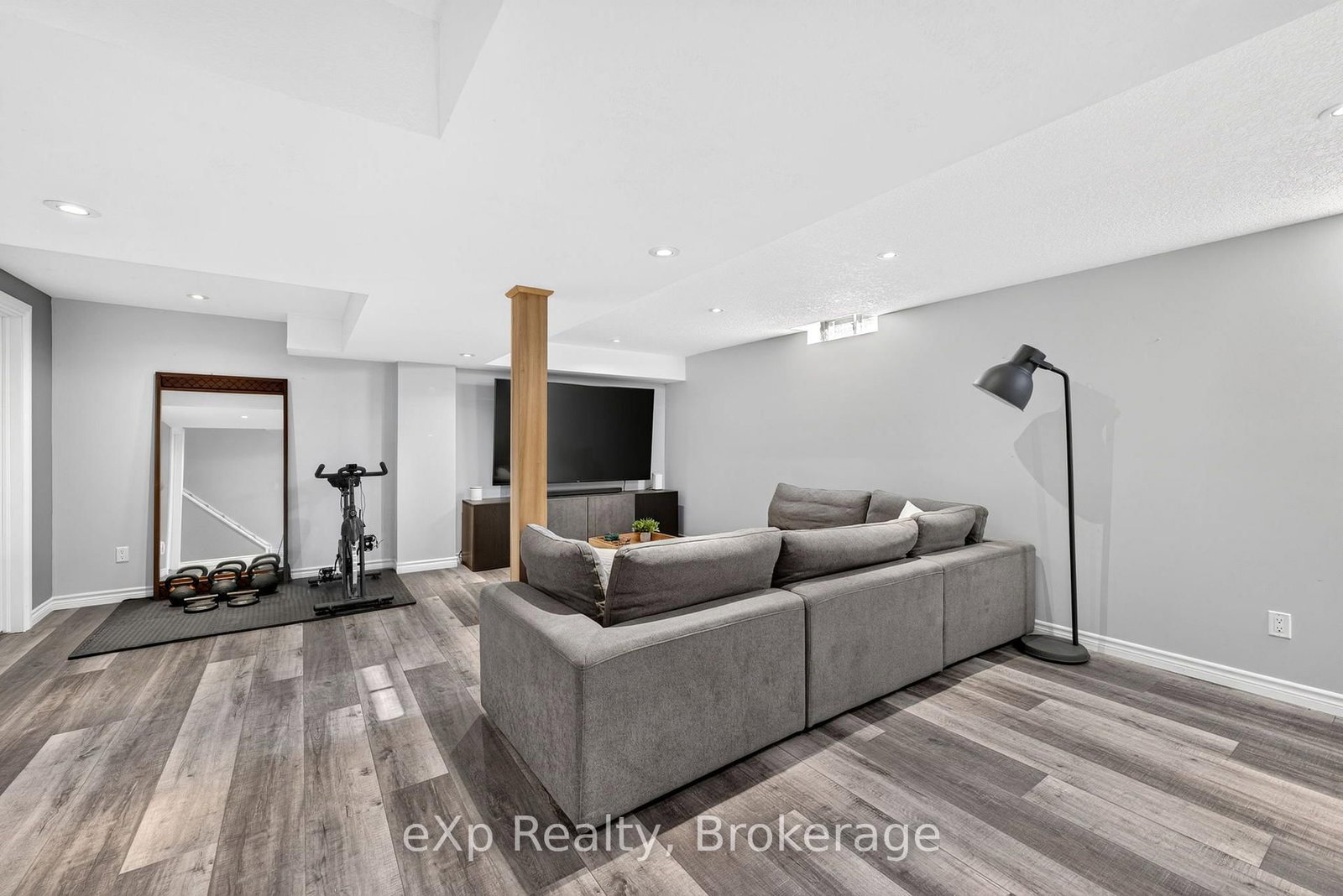 20 Edison Crescent • Stratford, ON photo 32