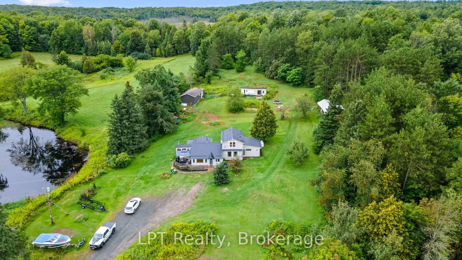 1043 Deloro Road • Limoges, ON photo 2