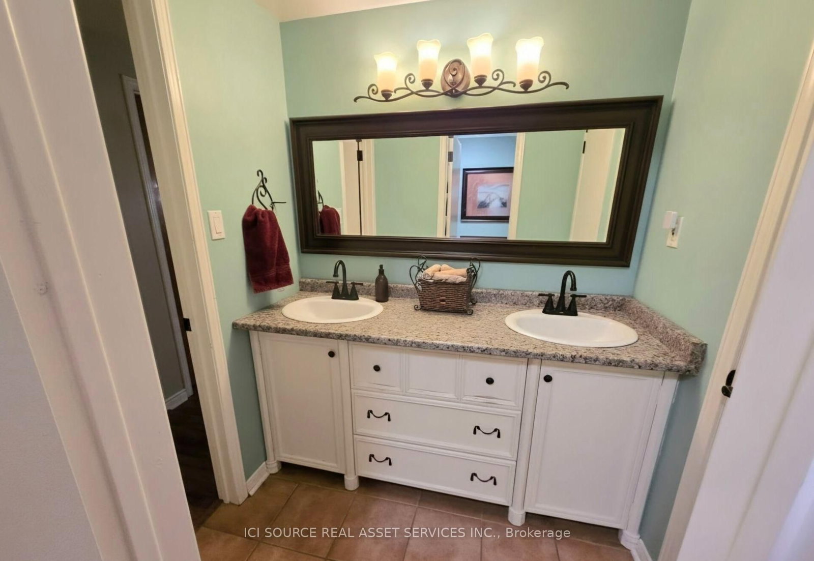 1730 Attawandaron Road • London North, ON photo 25