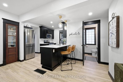 35 Arthur Street N • Woolwich, ON photo 5