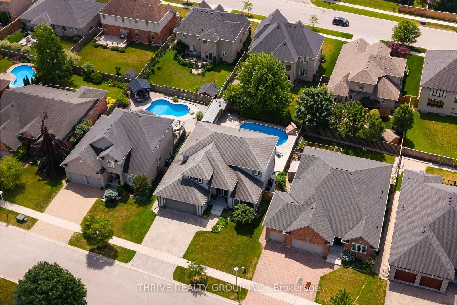 944 Collins Drive • London South, ON photo 48