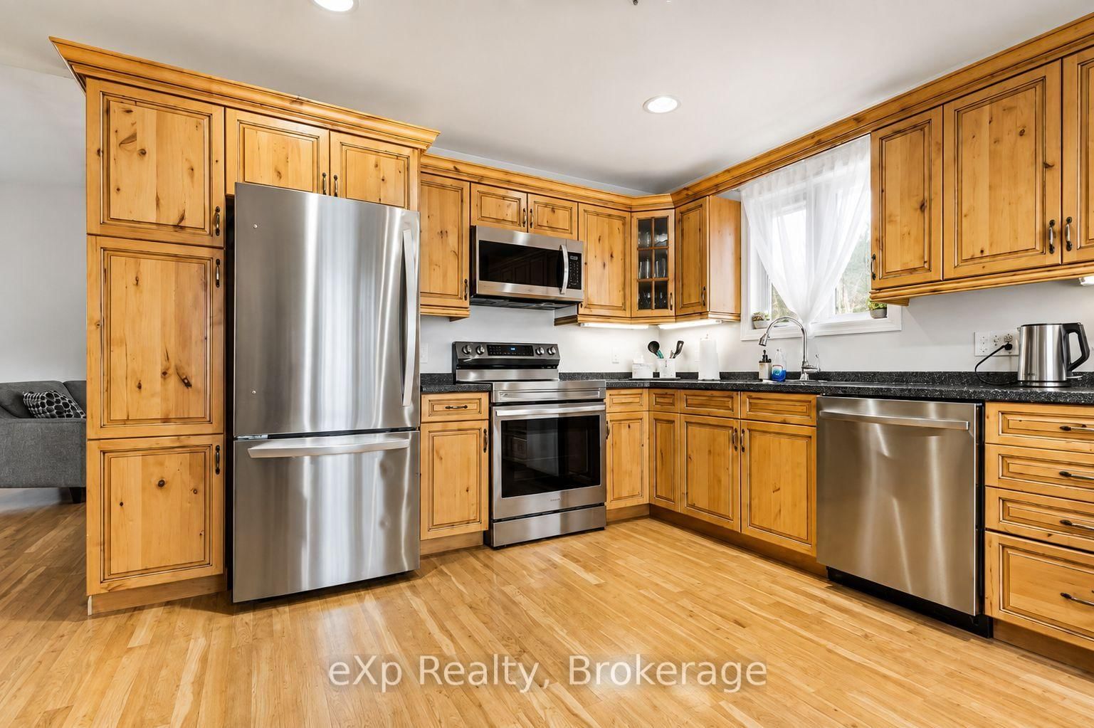 1084 Bonnie Lake Road • Bracebridge, ON photo 15