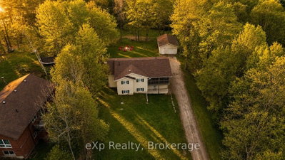 1084 Bonnie Lake Road • Bracebridge, ON photo 4