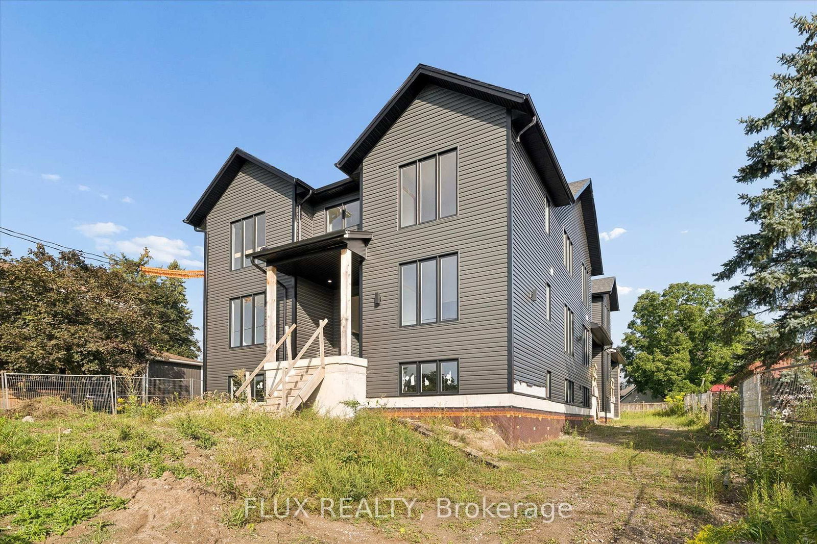 138 Charlotta Street • Wilmot, ON photo 3
