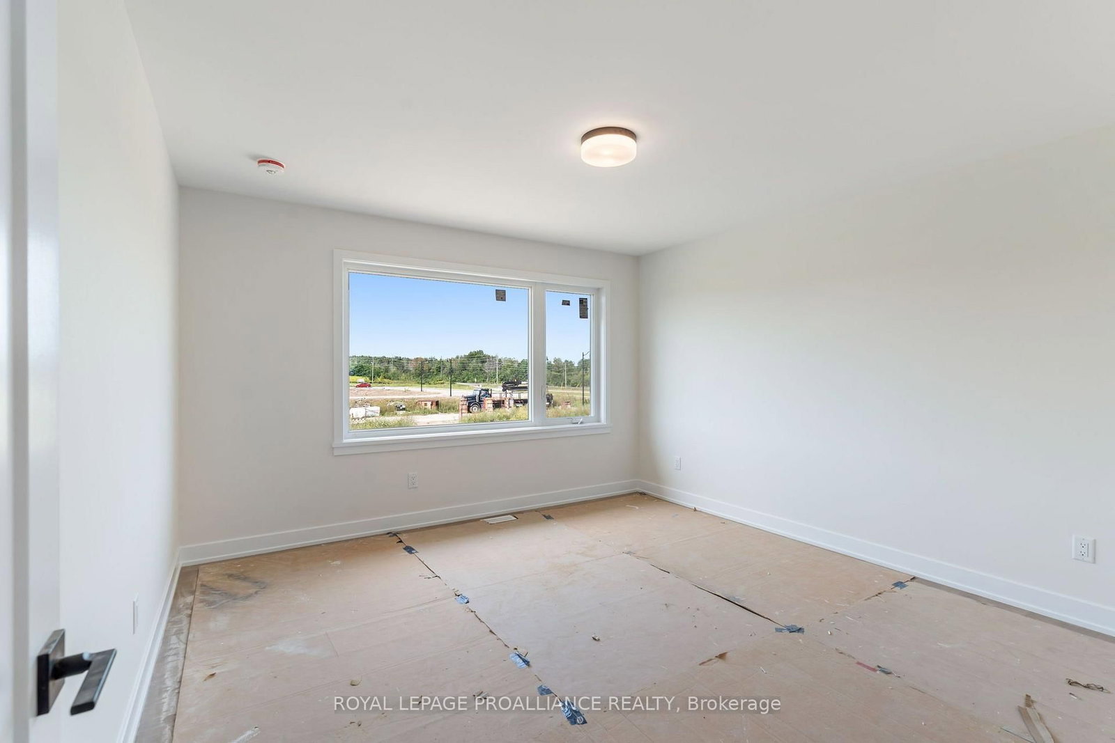 1028 Moore Street • Brockville, ON photo 24