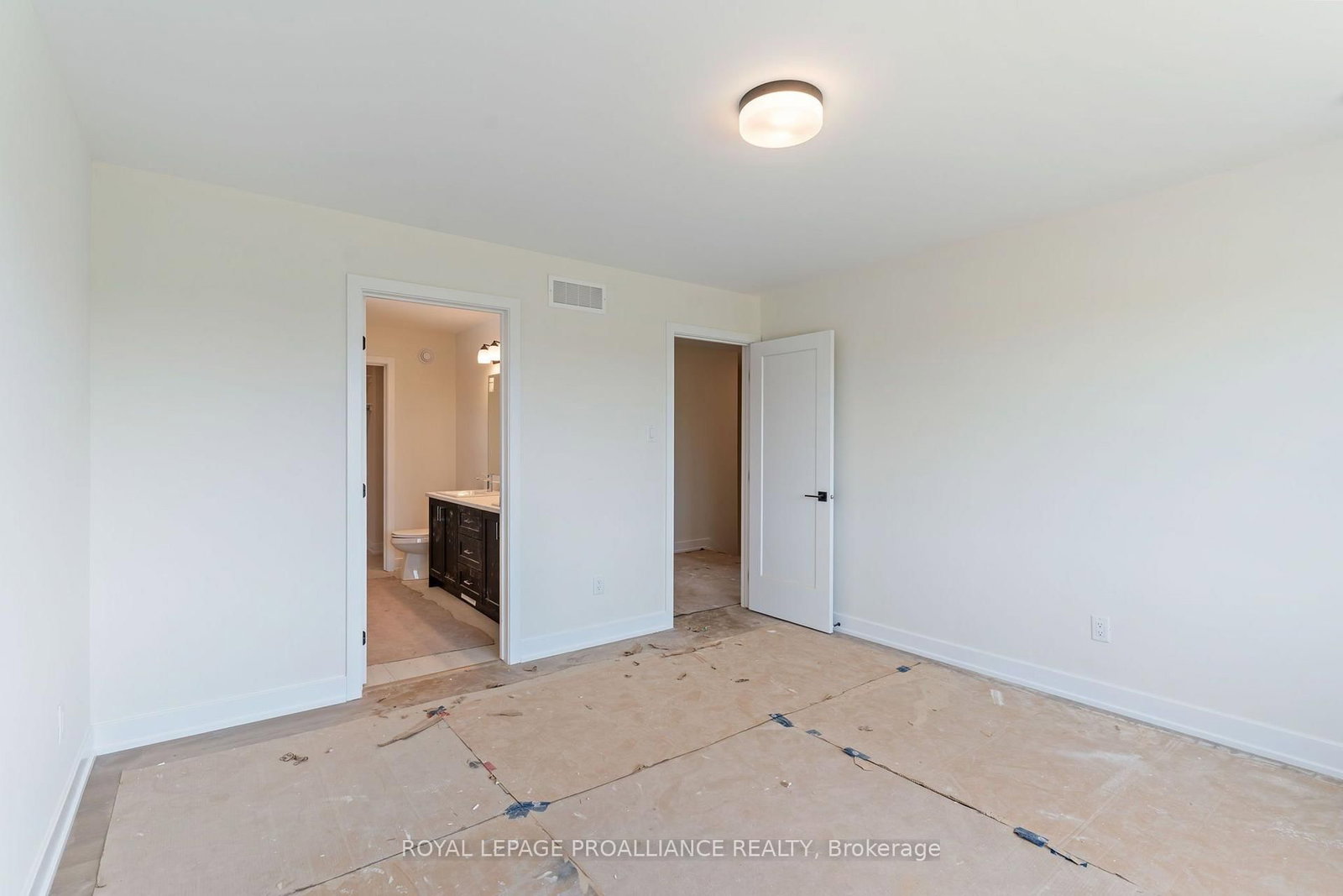 1028 Moore Street • Brockville, ON photo 25